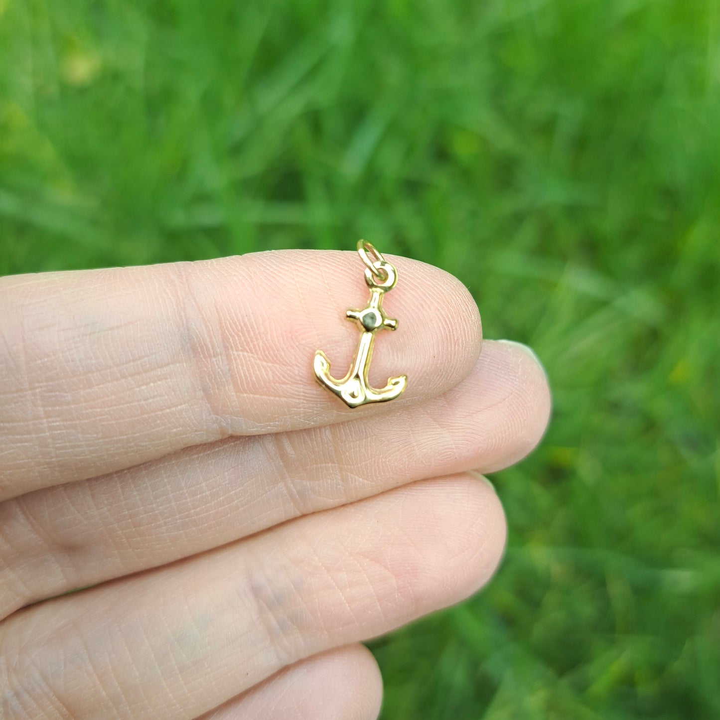Vintage 9ct Gold Tiny Anchor Charm