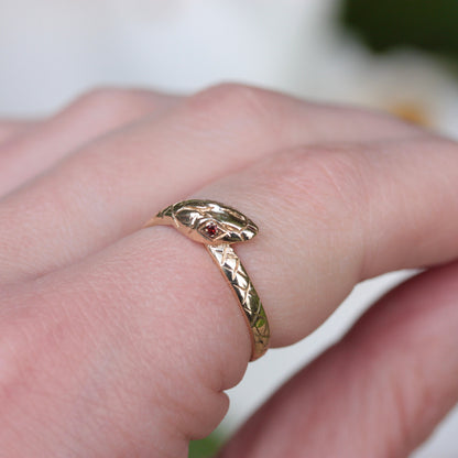 Vintage 9ct Gold and Garnet Snake Ring, 1987