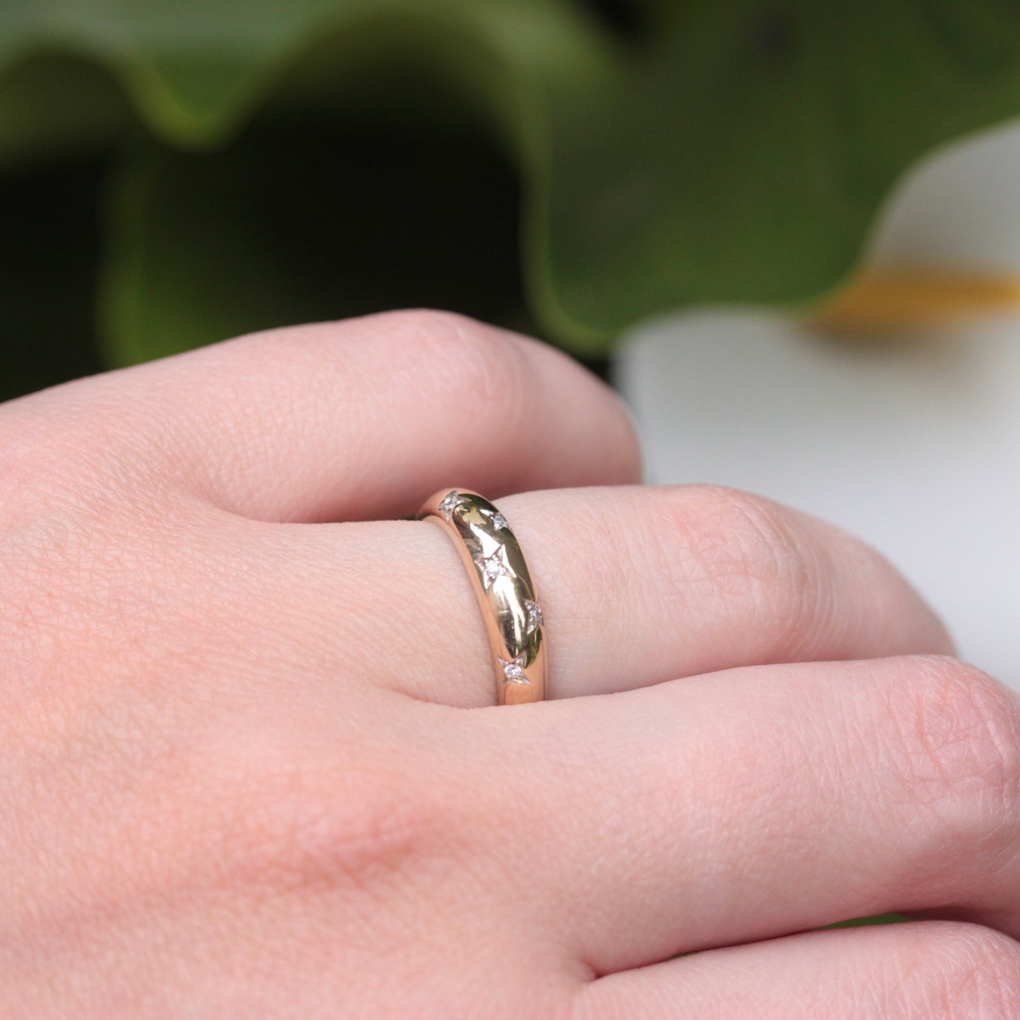 Pre-owned 9ct Gold Star Set Diamond Domed Ring
