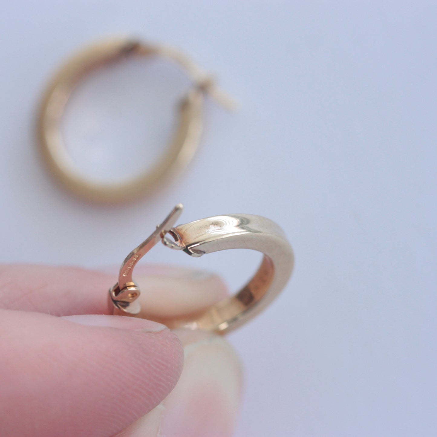 Pre-owned 9ct Gold Plain Hoop Earrings, 2002