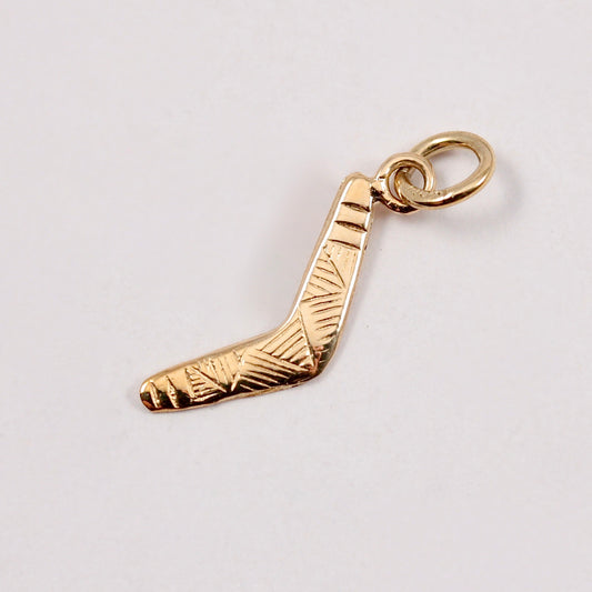 9ct gold boomerang charm
