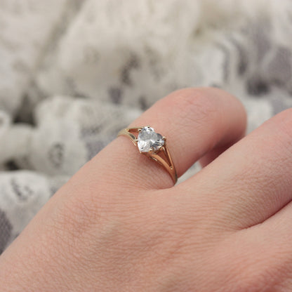 Late Vintage 9ct Gold and Cubic Zirconia Heart Ring