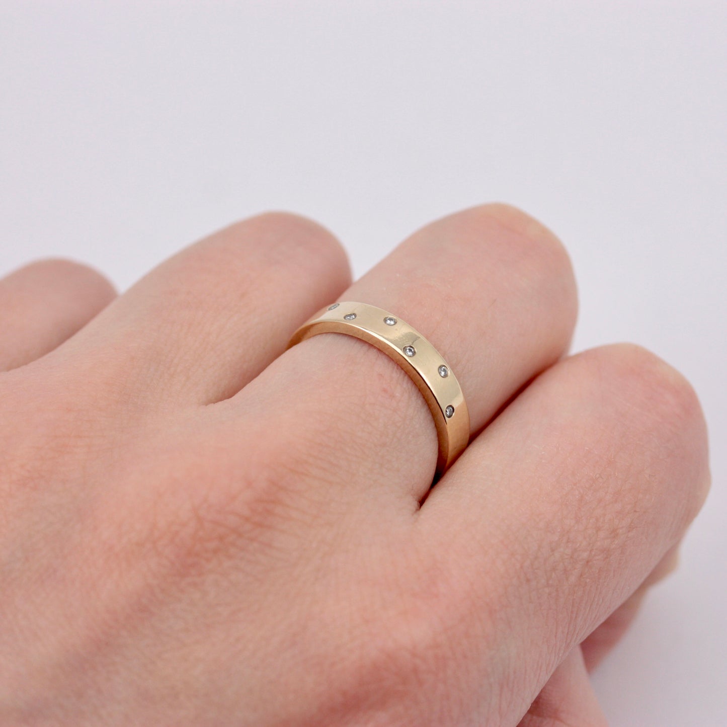 Pre-owned 9ct Gold Diamond Etoile Band Ring, 2002