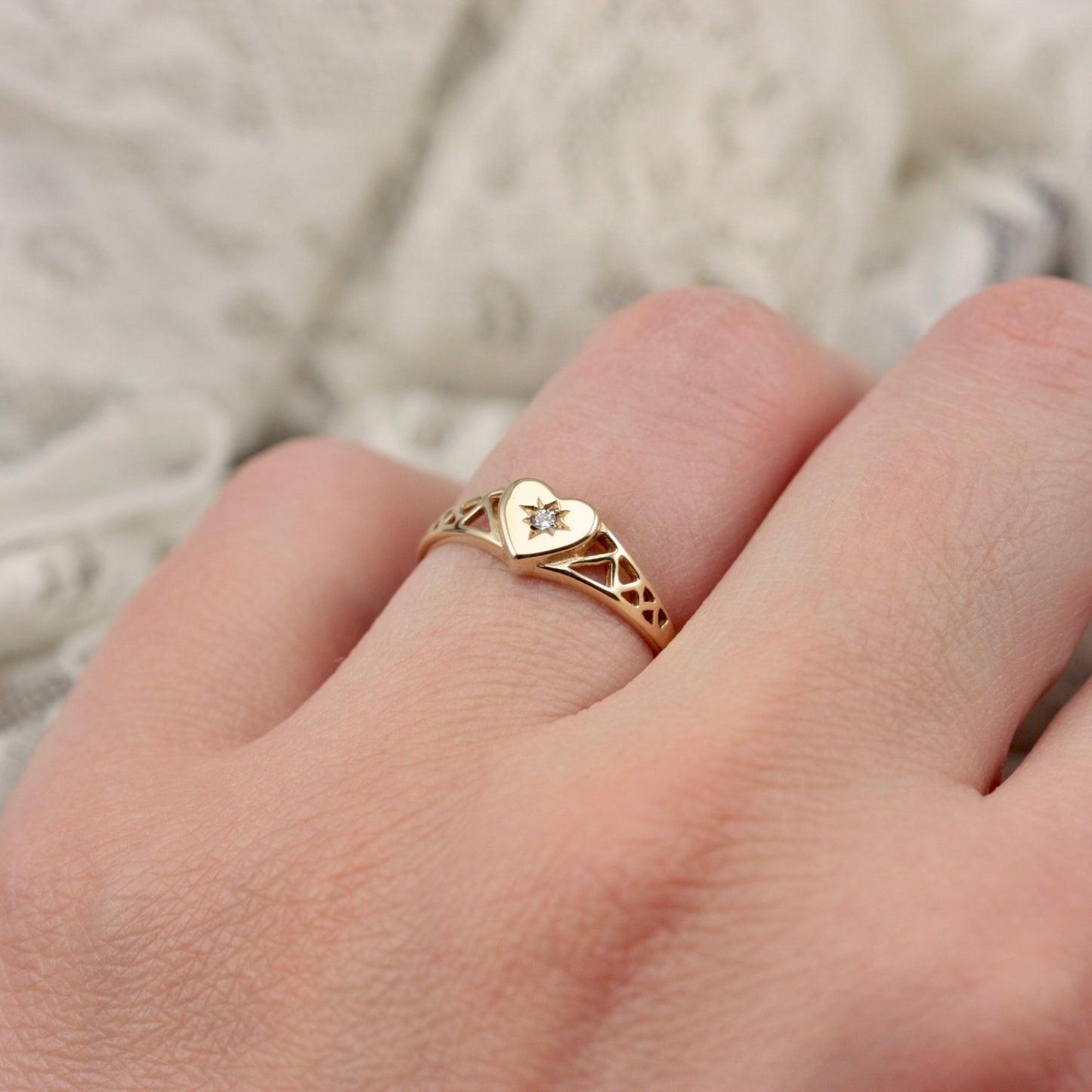 Late Vintage 9ct Gold and Star Set CZ Heart Ring