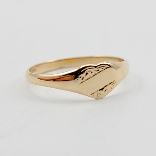 Vintage 9ct Gold Heart Signet Ring, Small