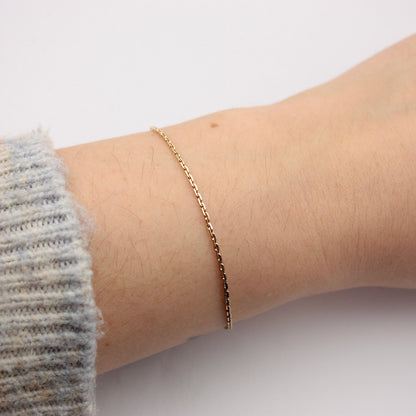 Vintage 9ct Gold Diamond Cut Rectangle Link Bracelet, 7.25 inches, 1983