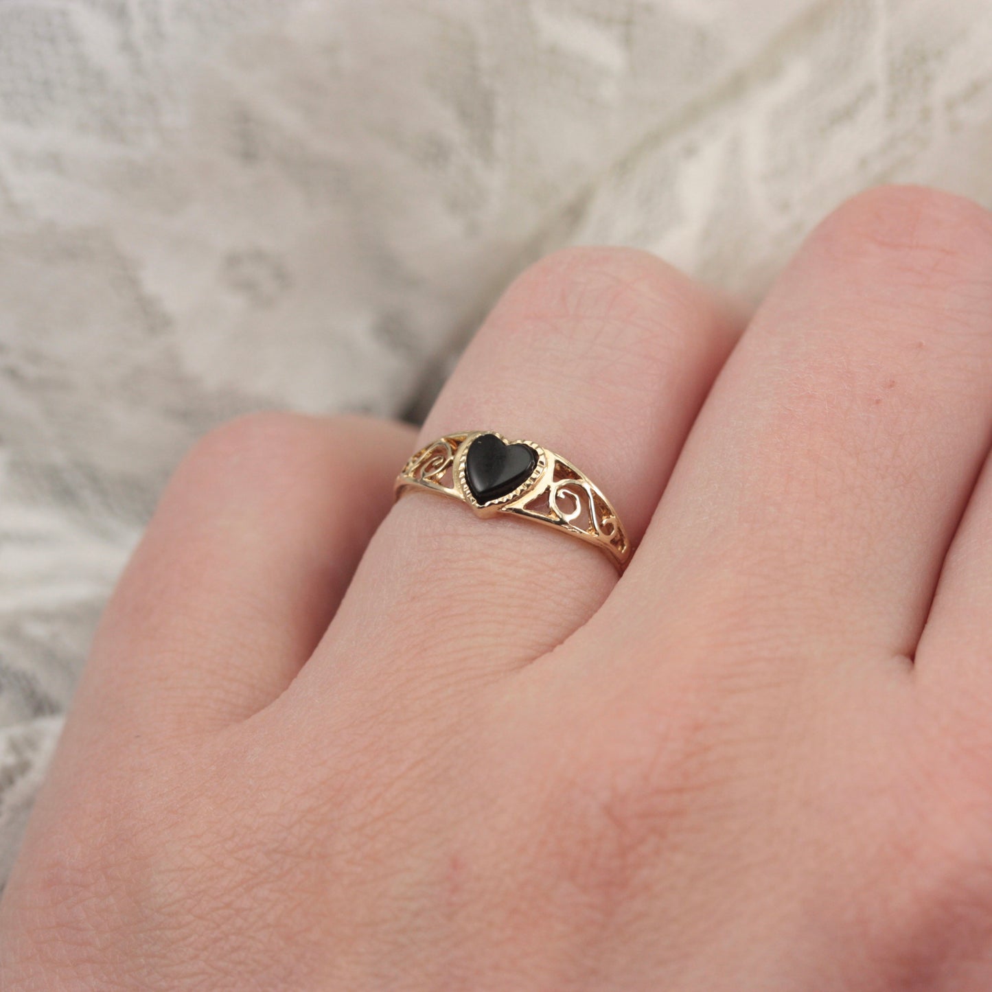 Dainty Vintage 9ct Gold and Onyx Heart Ring, 1986