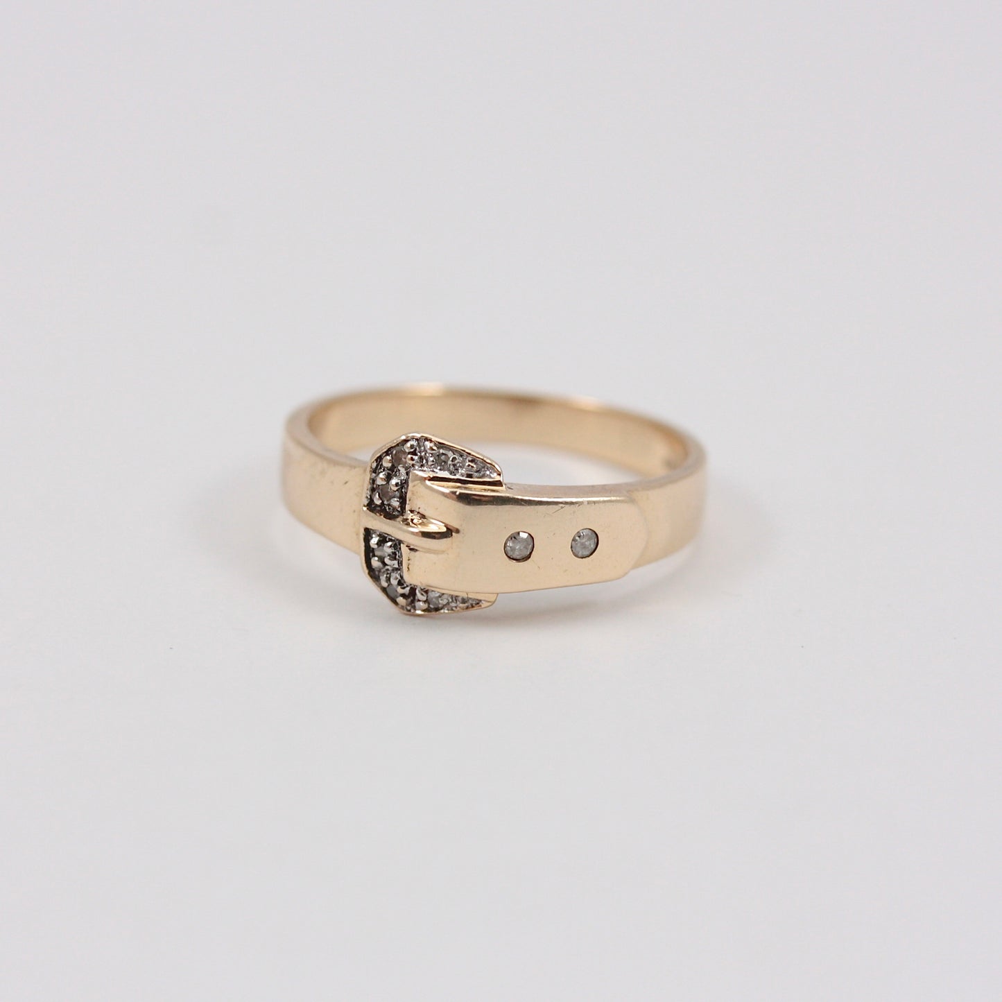 9ct Yellow Gold and Diamond Buckle Ring