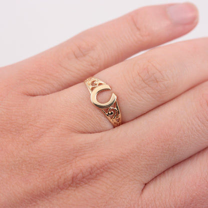 Vintage 9ct Gold Horseshoe Ring with Open Shoulders, 1981