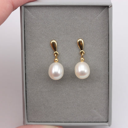 Pre-owned 18ct Gold Freshwater Pearl Dangle Earrings