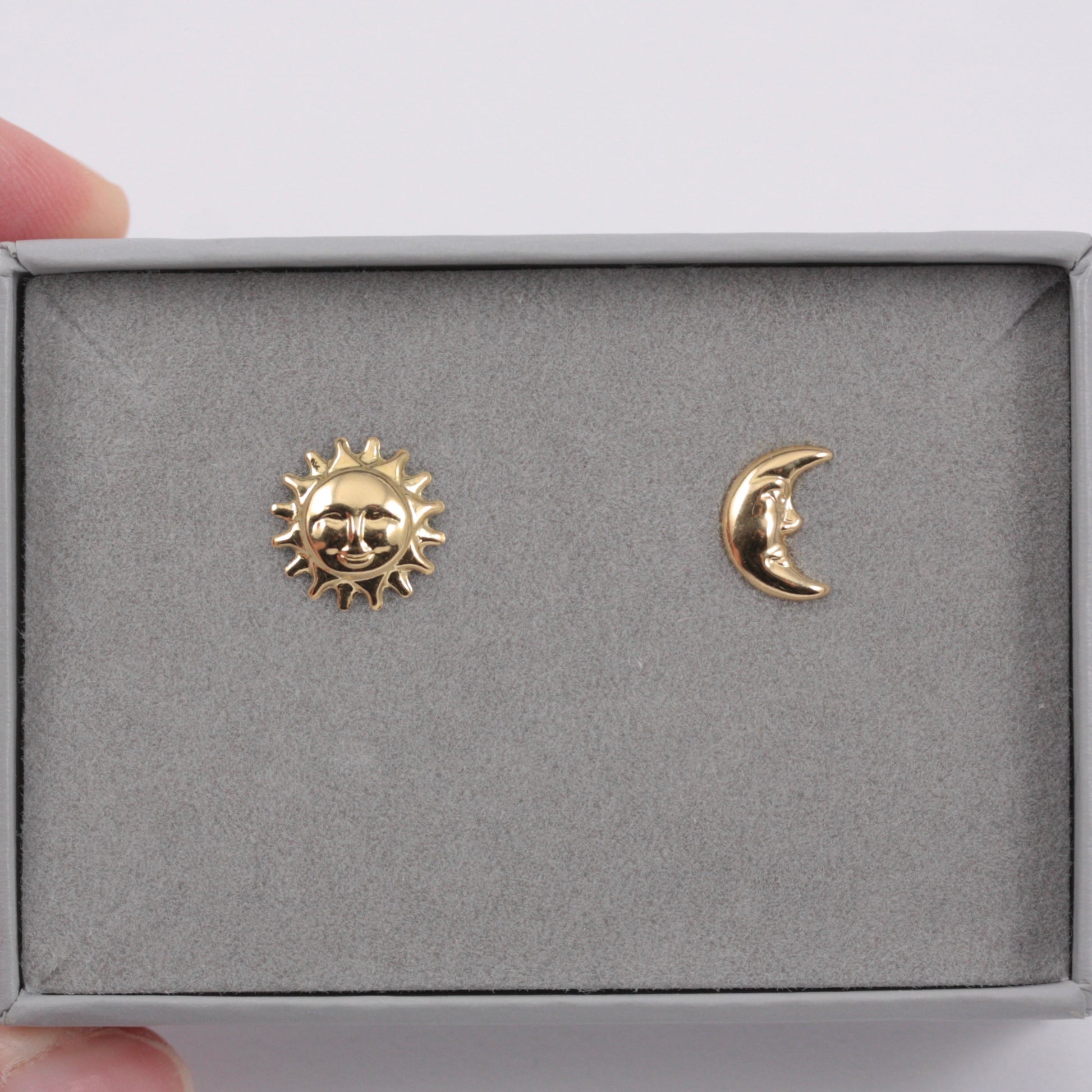 Pre-owned 18ct Gold Sun and Moon Stud Earrings