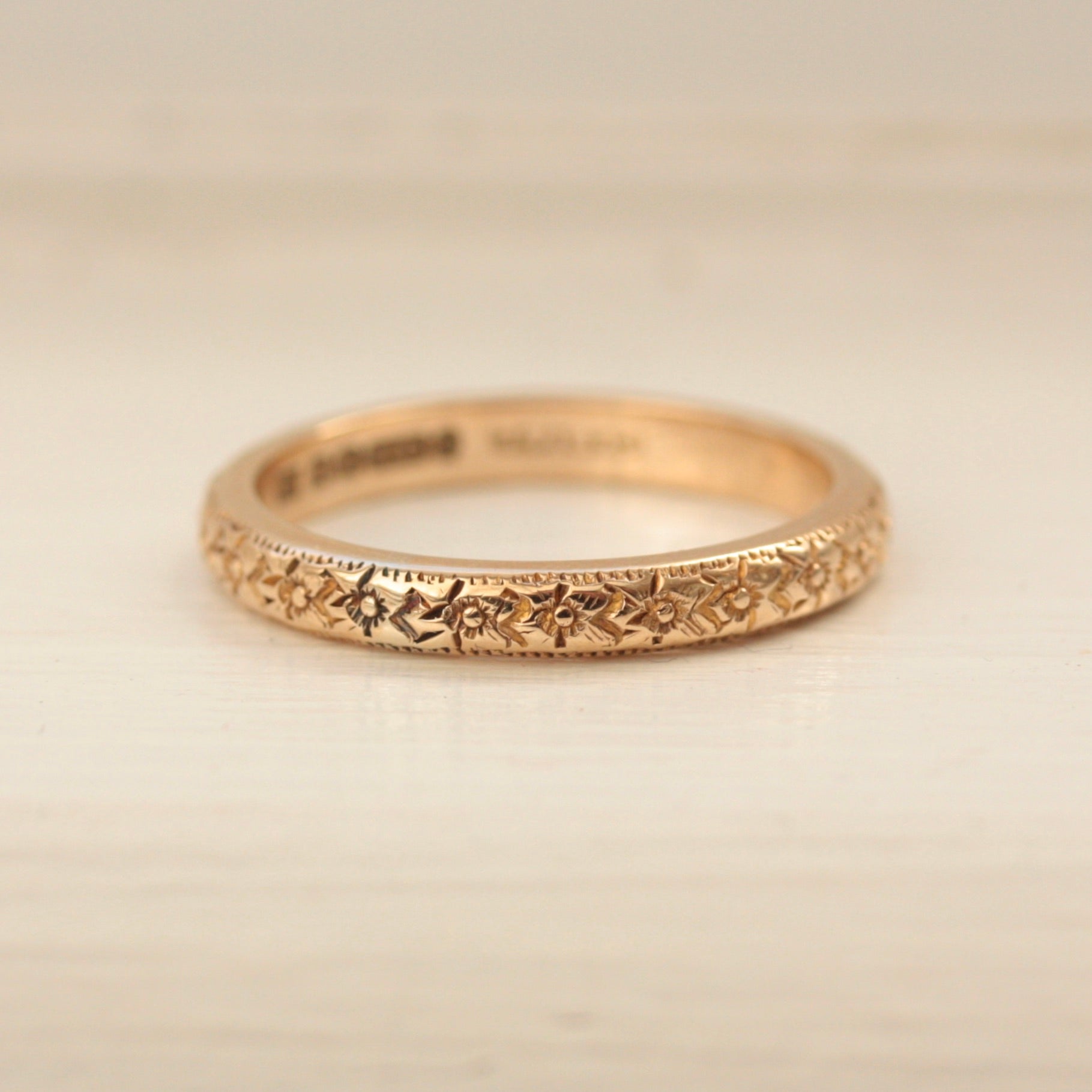 vintage patterned wedding band