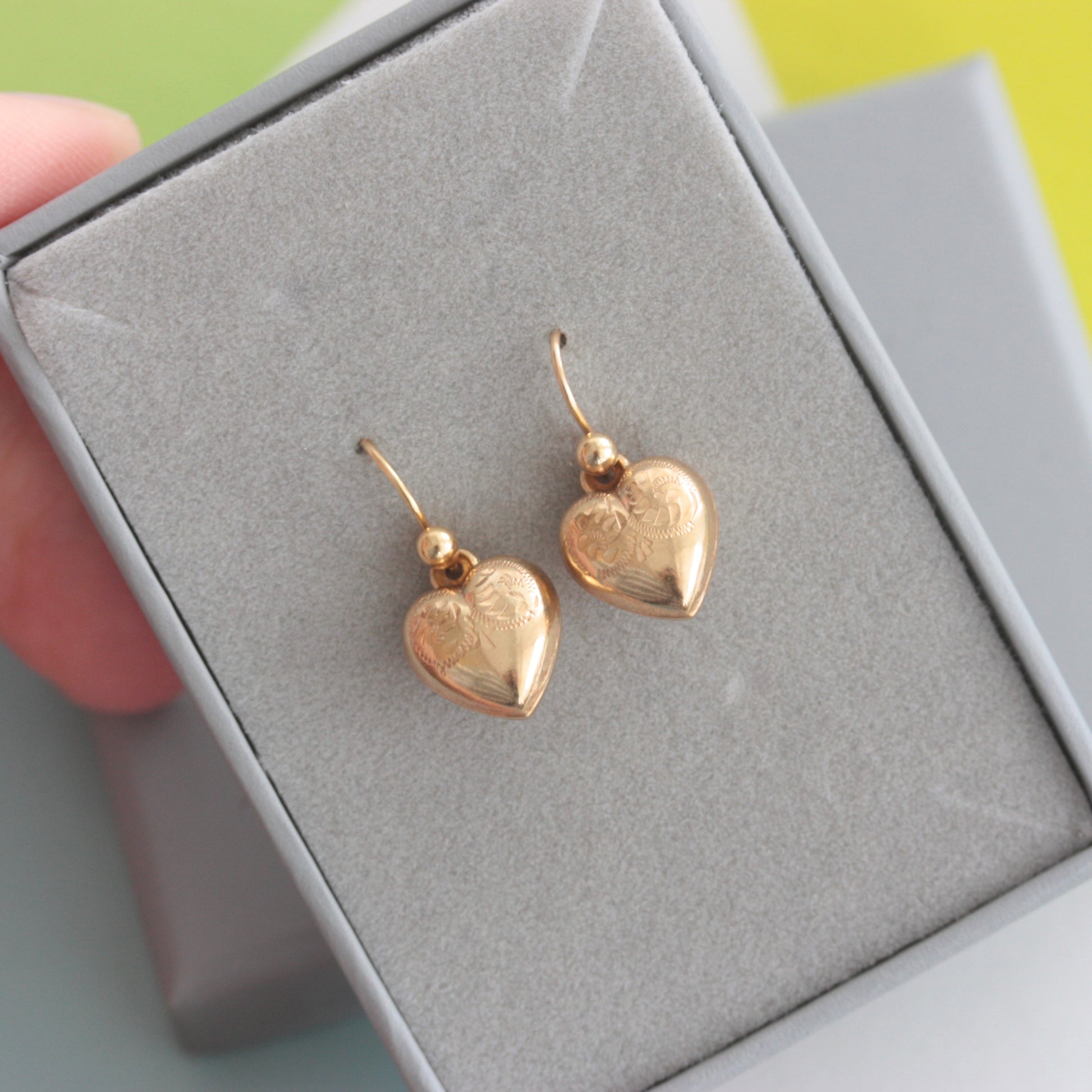 vintage 1960s 9ct gold gold engraved heart earrings