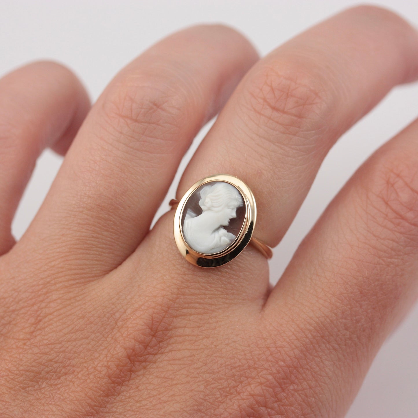 Vintage 9ct Gold Carved Shell Cameo Ring, Early 1970s