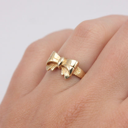 Vintage 9ct Gold Bow Ring, 1988