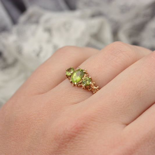 Vintage 9ct Gold and Peridot 3 Stone Ring, 1990