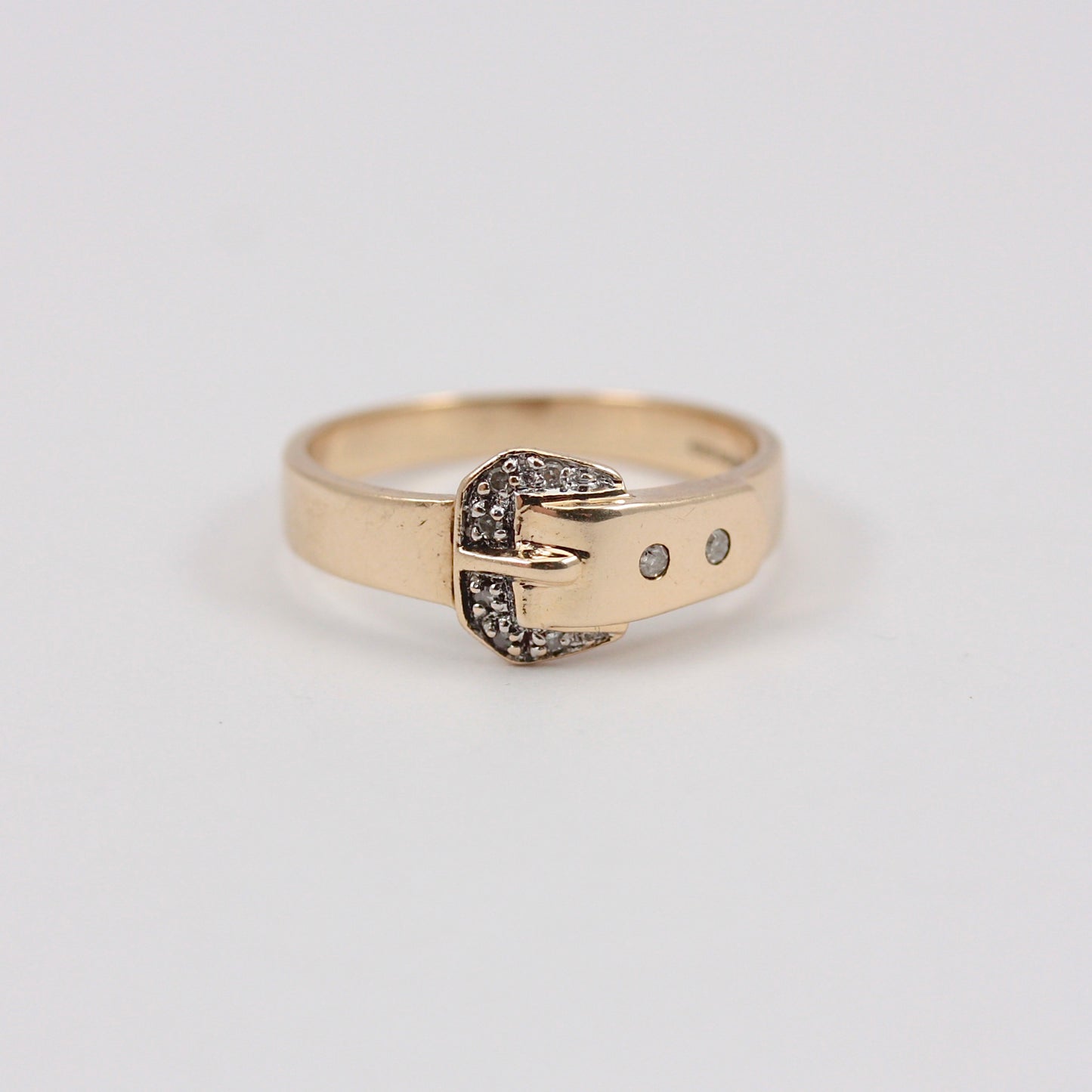 9ct Yellow Gold and Diamond Buckle Ring