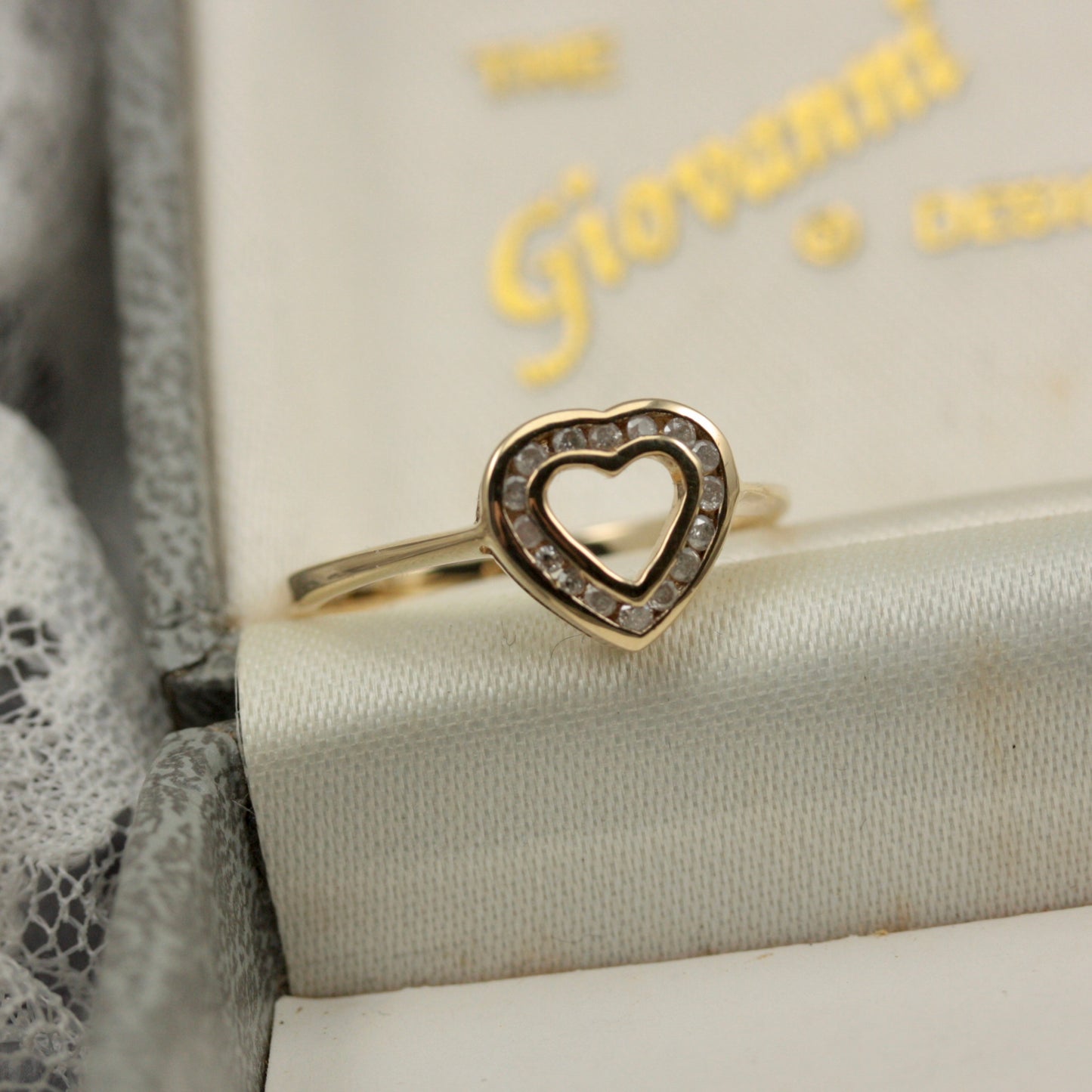 Pre-owned 9ct Gold and Diamond Heart Ring