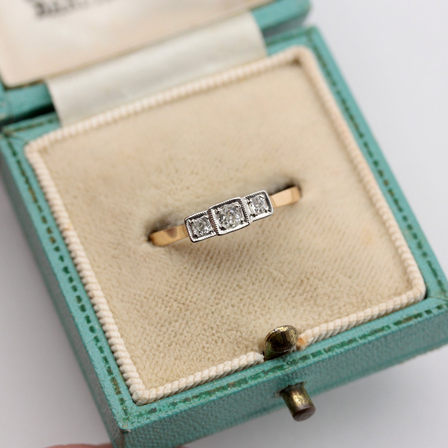 art deco 18ct gold platinum diamond three stone ring