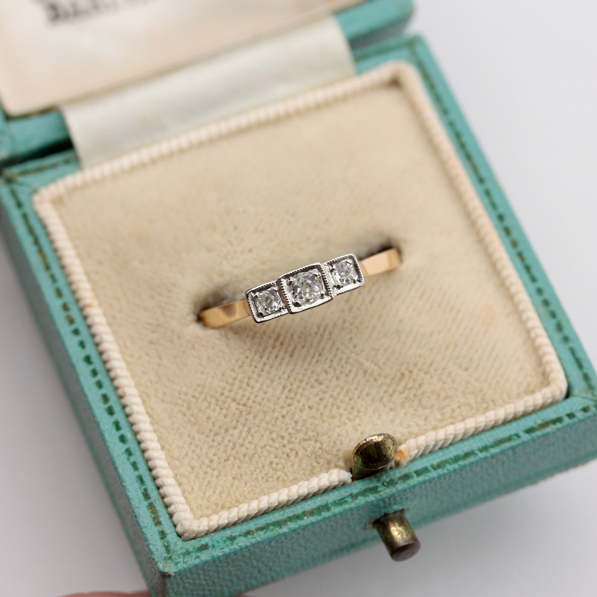 art deco 18ct gold platinum diamond three stone ring