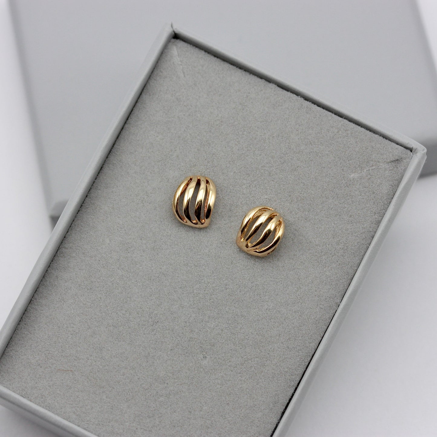 Vintage 9ct Gold Domed Wave Stud Earrings, 1980s