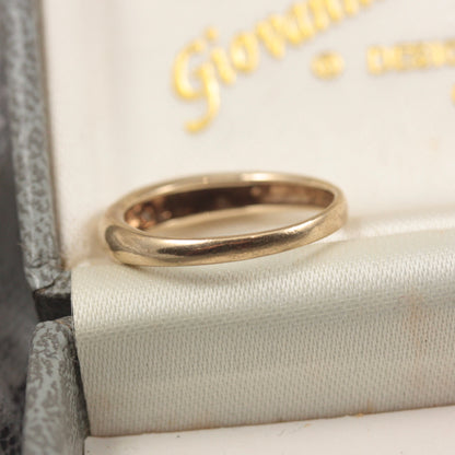 Pre-owned 9ct Gold Star Diamond Domed Ring