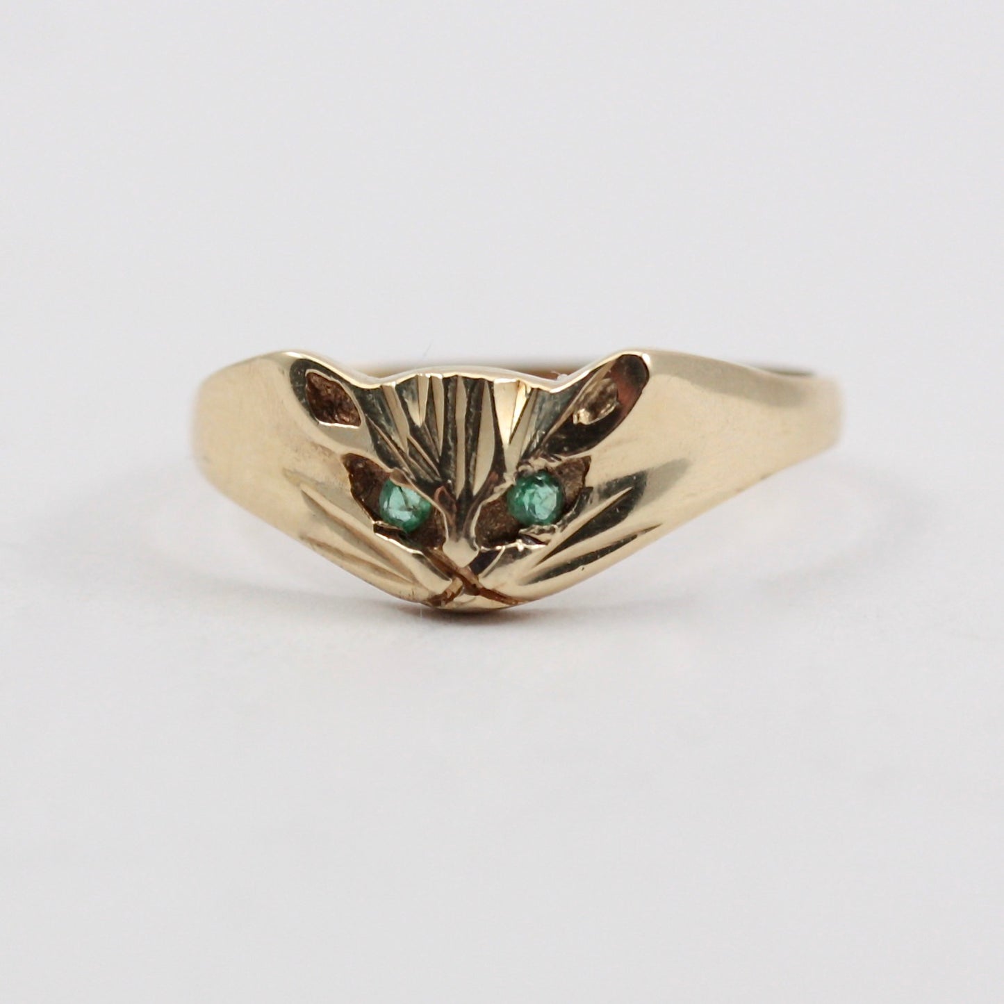 Vintage 9ct Gold Cat Ring with Emerald Eyes, 1988