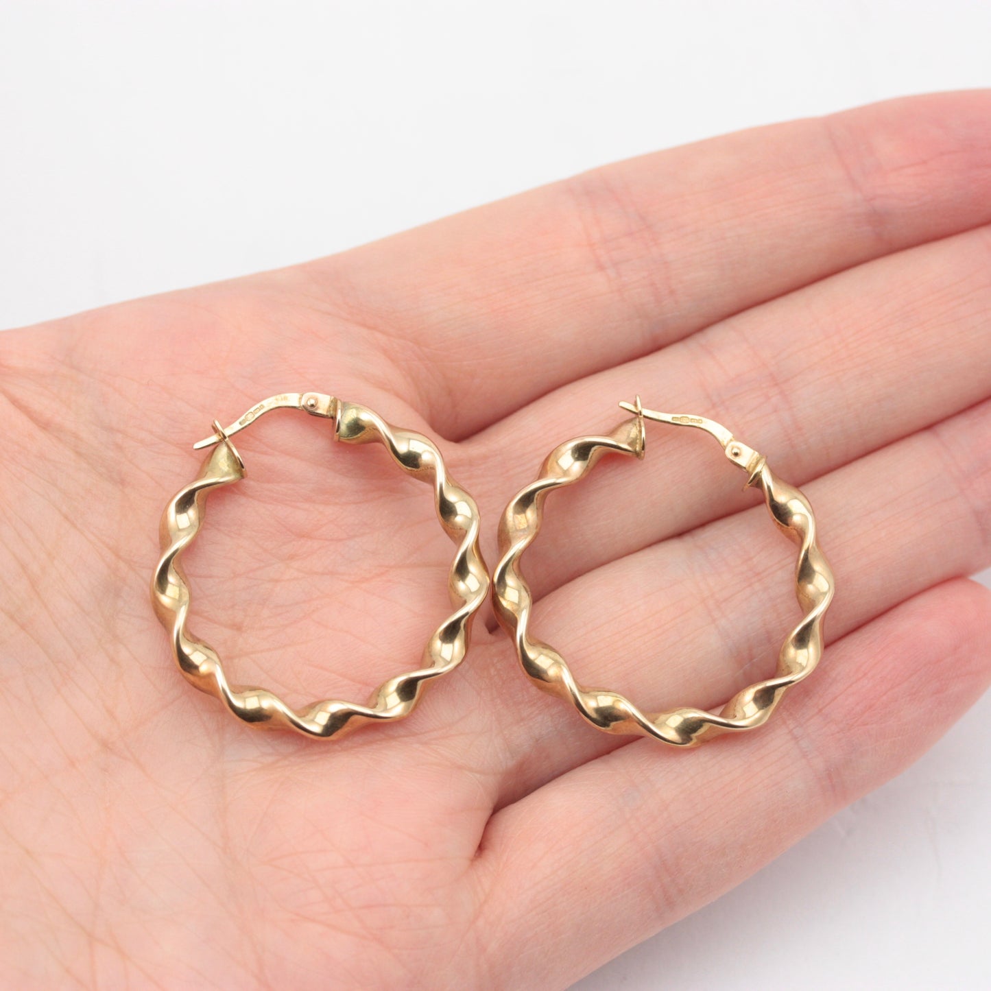 Pre-owned 9ct Yellow Gold Twisted Hoop Earrings, Medium / Large