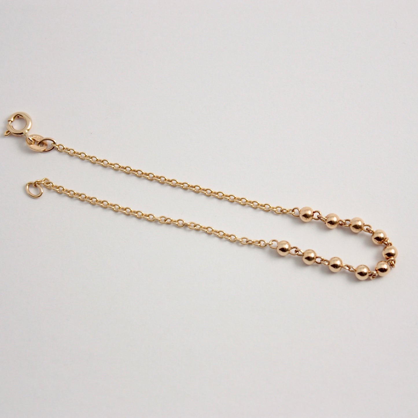 Modern Pre-owned 14Kt Gold Ball and Cable Chain Bracelet