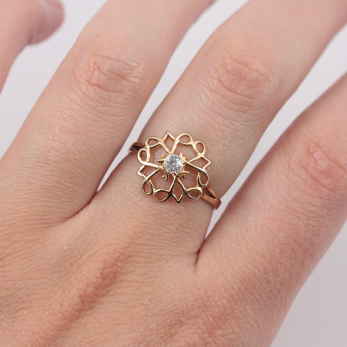 Vintage 9ct Gold Openwork Crystal Set Ring, 1986