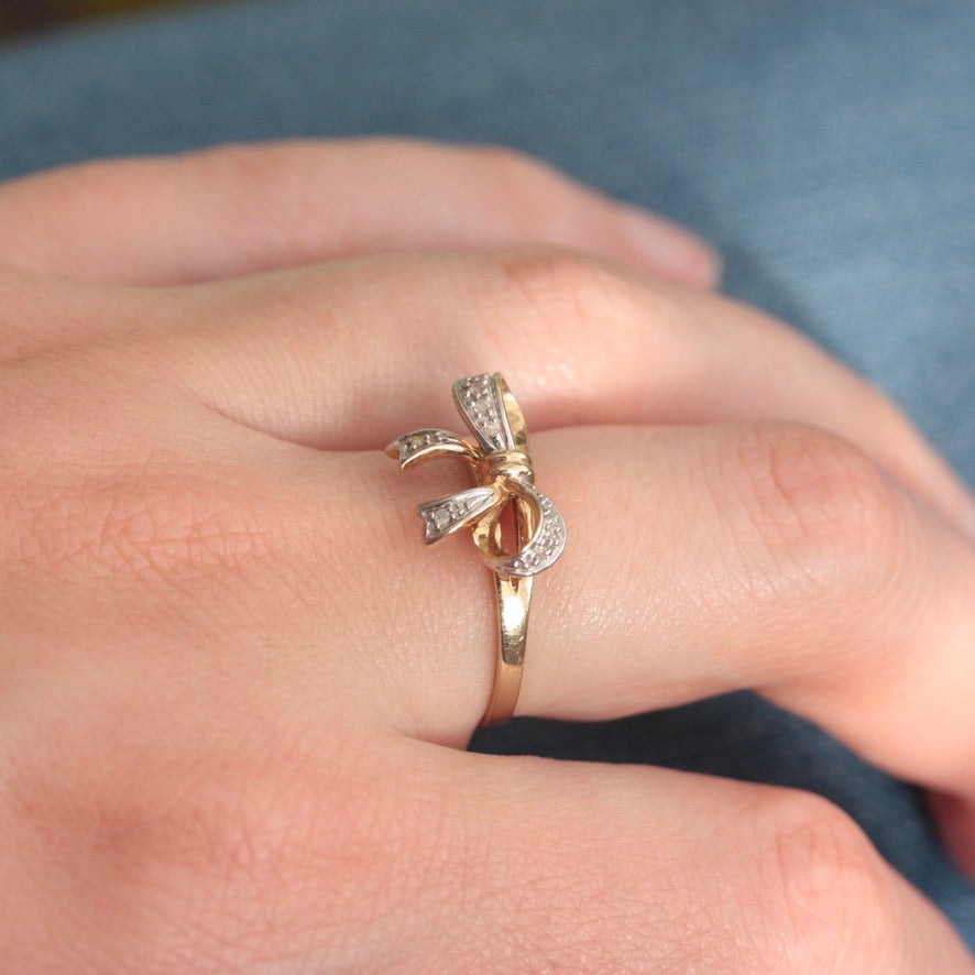 Pre-owned 9ct Gold and Diamond Bow Ring