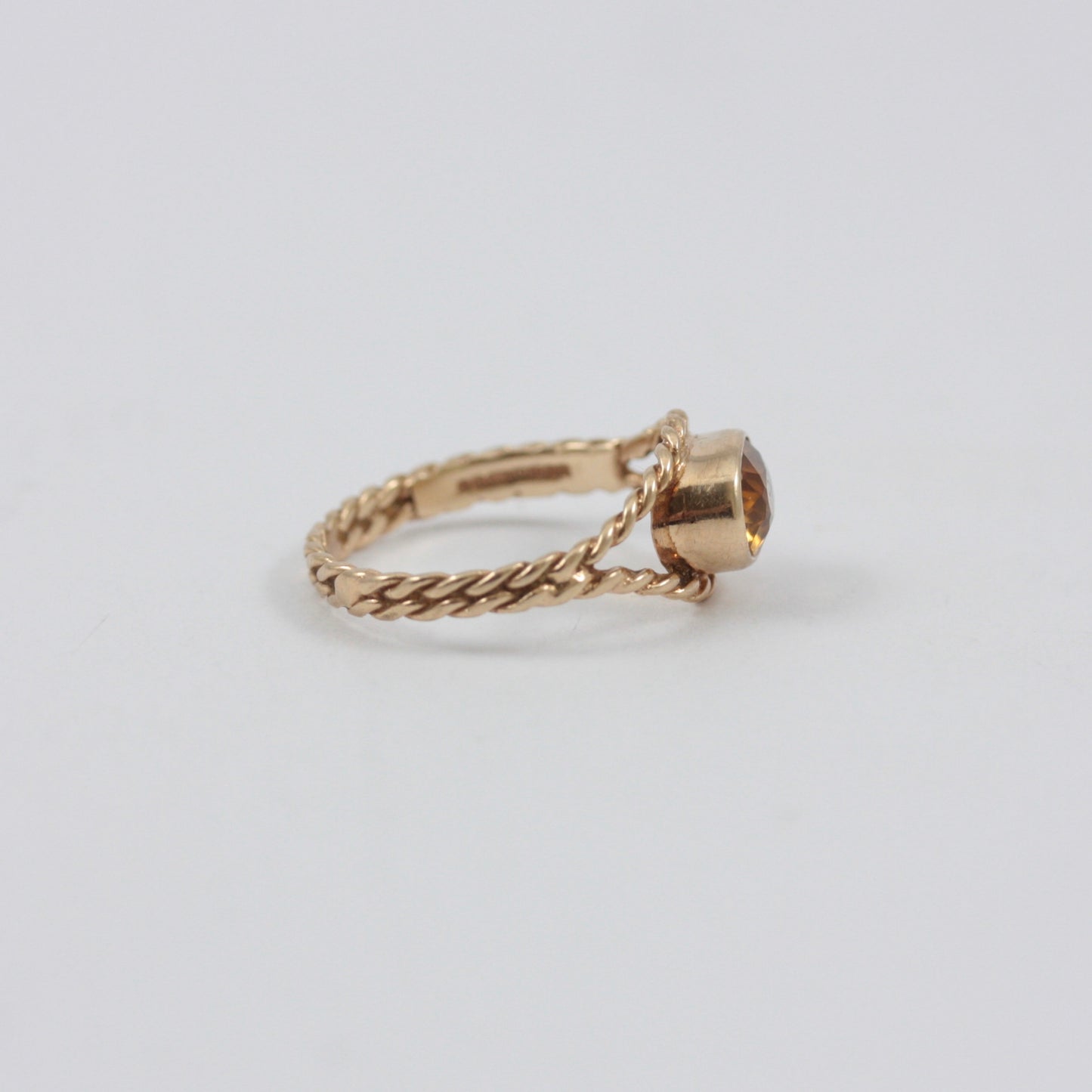 Vintage 9ct Gold Citrine Solitaire Rope Ring, 1984