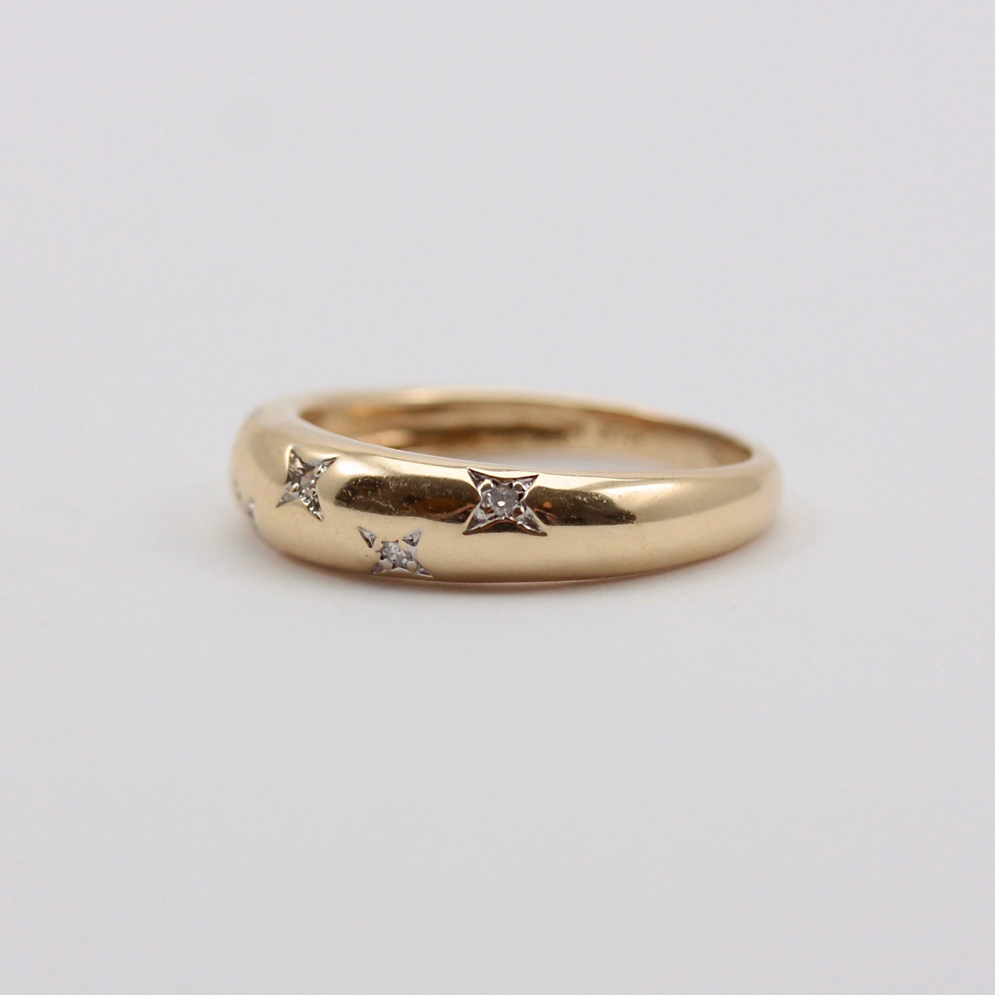Pre-owned 9ct Gold Star Set Diamond Domed Ring