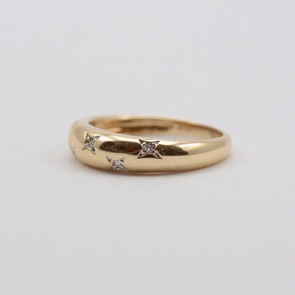 Pre-owned 9ct Gold Star Set Diamond Domed Ring