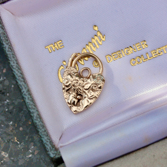 vintage 9ct gold heart padlock clasp