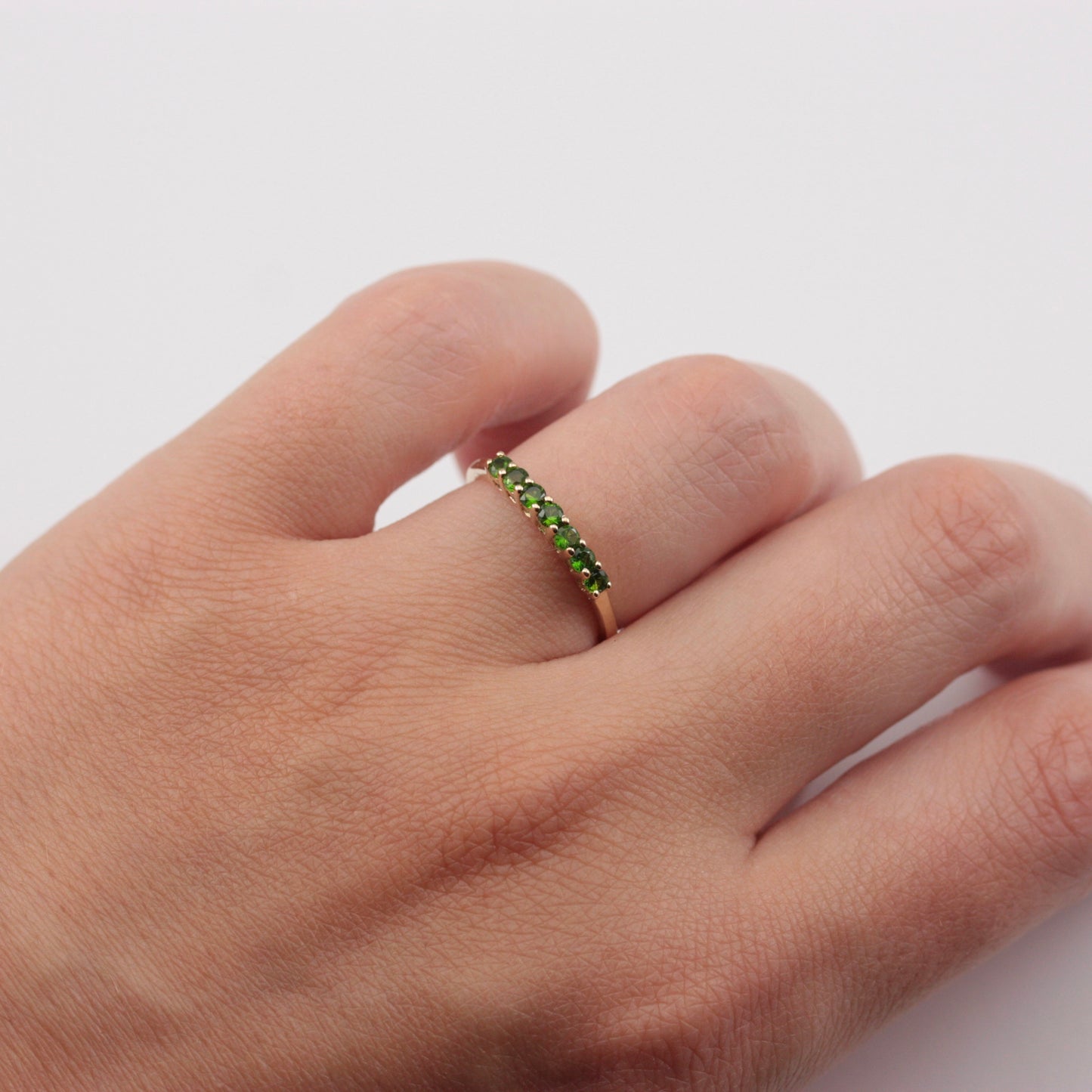 Pre-owned 9ct Gold Chrome Diopside 7 Stone Stacker Ring