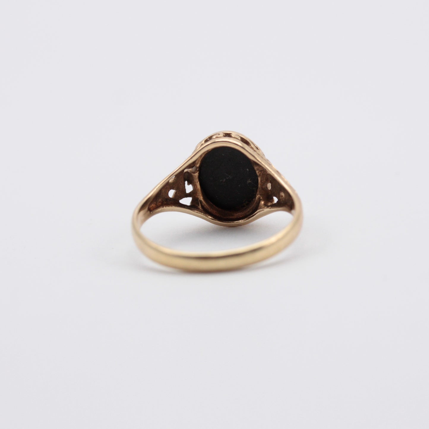 Vintage 9ct Gold Onyx Ring with Ornate Setting, 1975