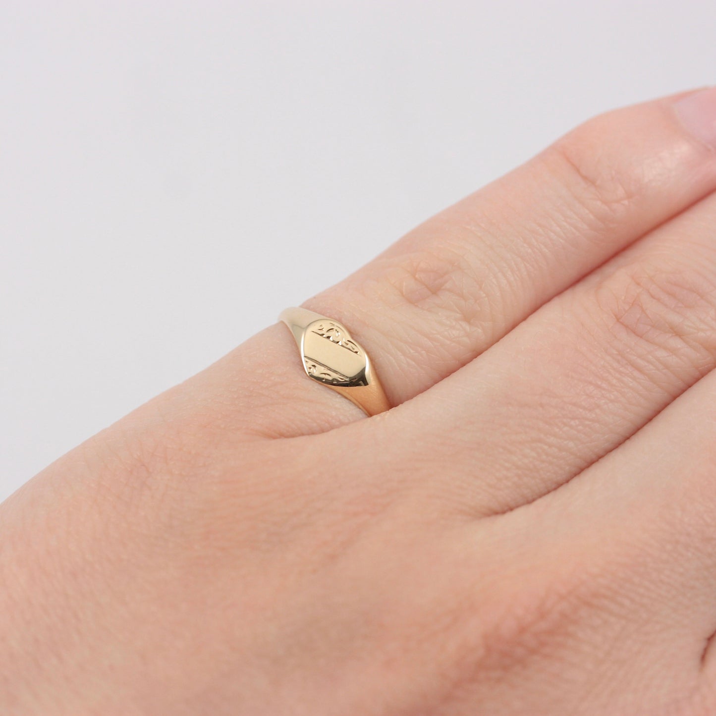 Vintage 9ct Gold Heart Signet Ring, Small