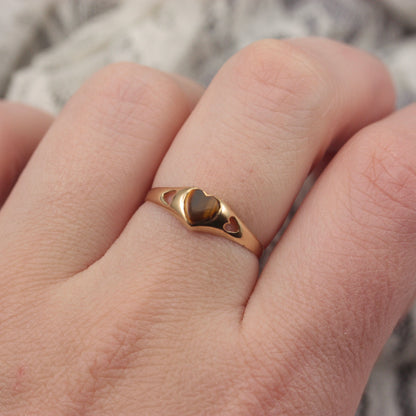 Dainty Vintage 9ct Gold Tiger's Eye Heart Ring, 1984