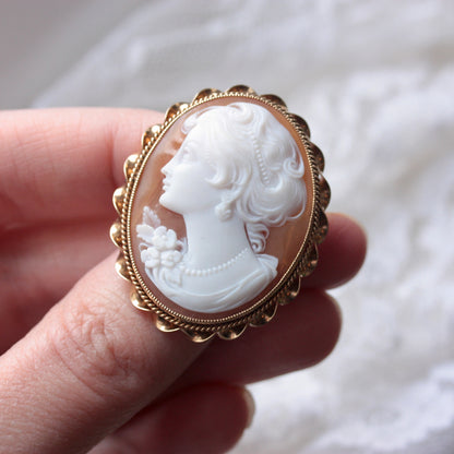 Vintage 9ct Gold Shell Cameo Brooch, 1962