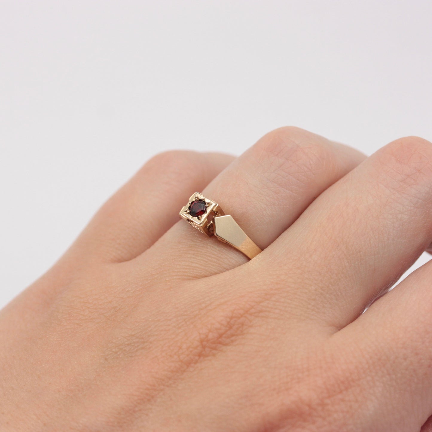 Vintage 9ct Gold Square Front Garnet Solitaire Ring, 1972