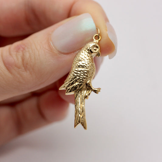 large 1960s parrot charm