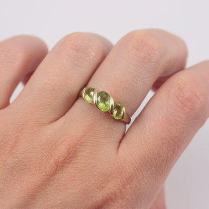 Pre-owned 9ct Gold Peridot Three Stone Ring
