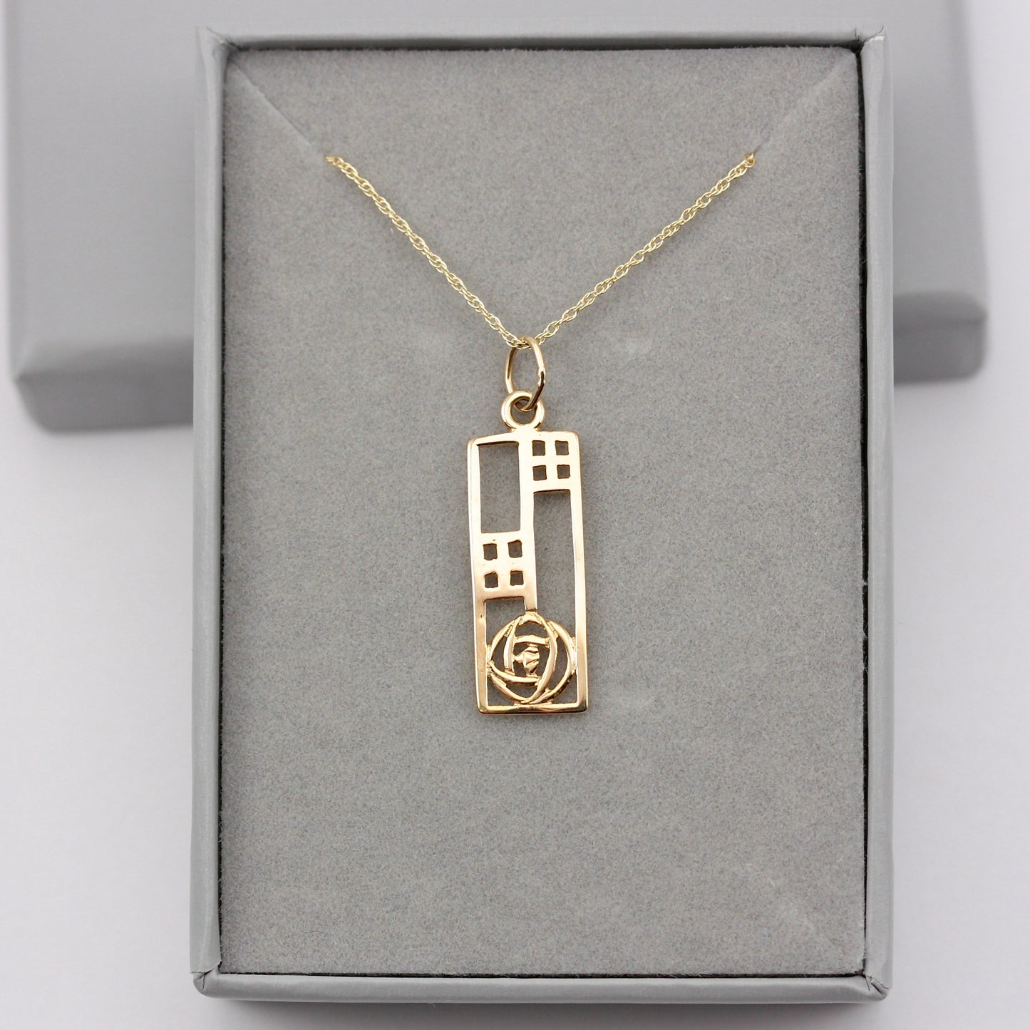 Vintage 9ct Gold Rennie Mackintosh Style Pendant with Chain