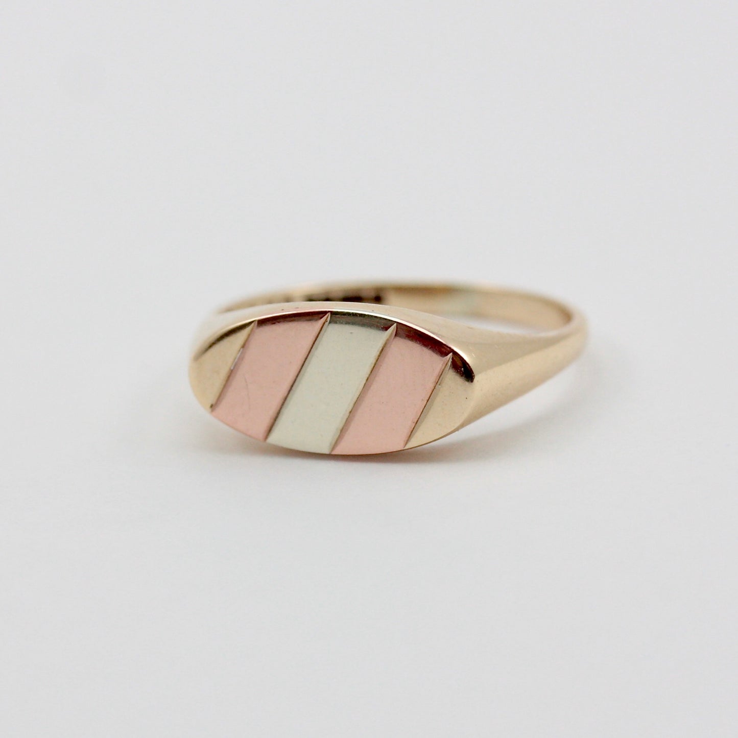 Vintage 9ct Tri Colour Gold Flat Fronted Ring, 1984
