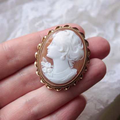 Vintage 9ct Gold Shell Cameo Brooch, 1962