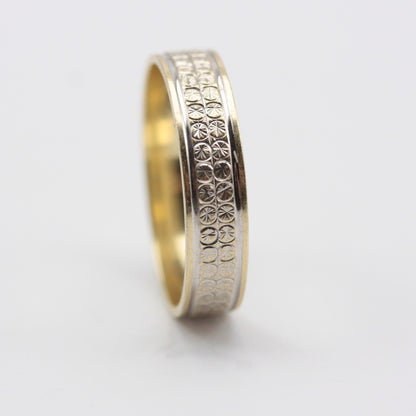 Pre-owned Two Tone 9ct Gold Patterned Band Ring