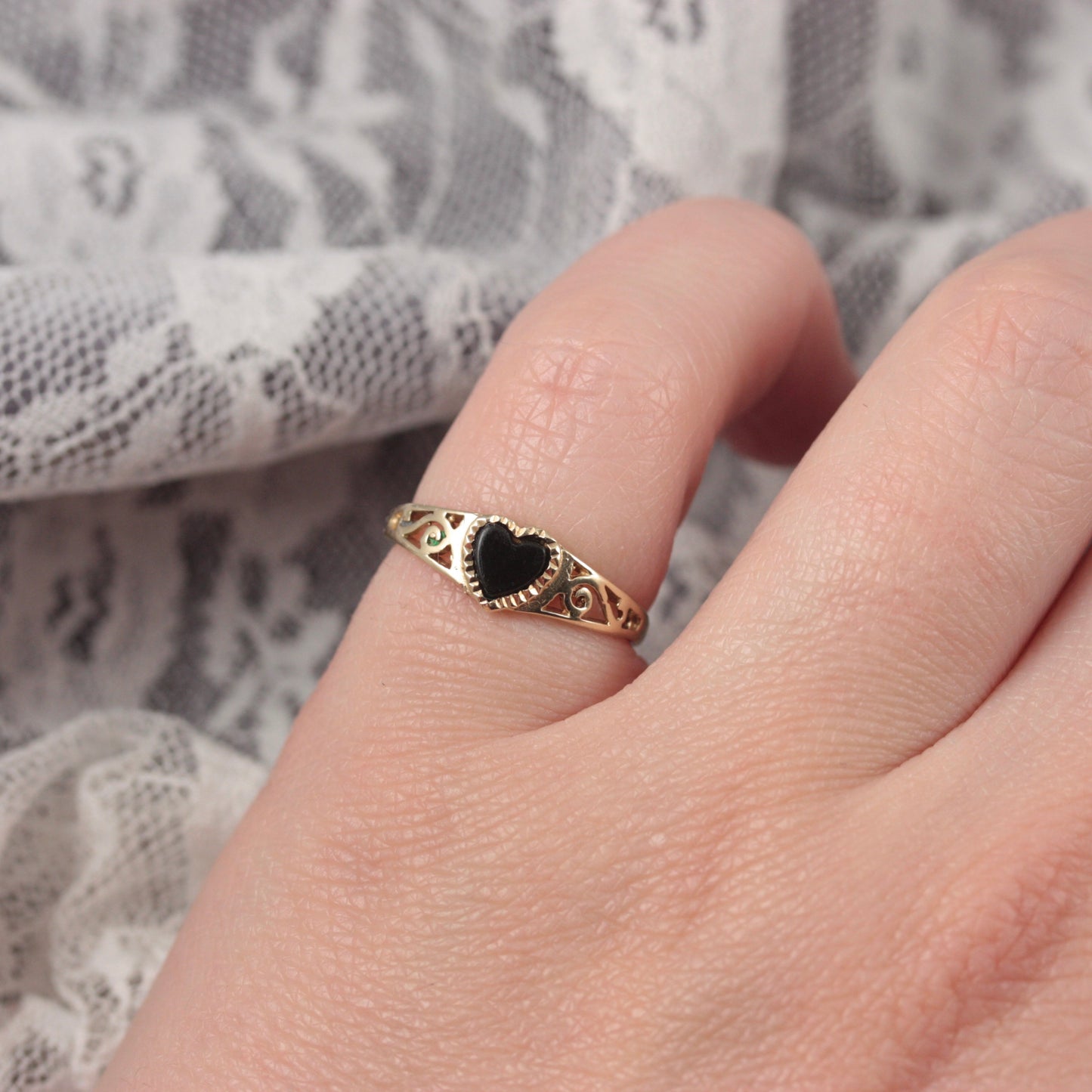 Dainty Vintage 9ct Gold Black Onyx Heart Signet Ring, 1992