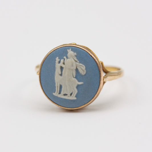 Vintage 9ct Gold Wedgwood Jasperware Ring, 1972