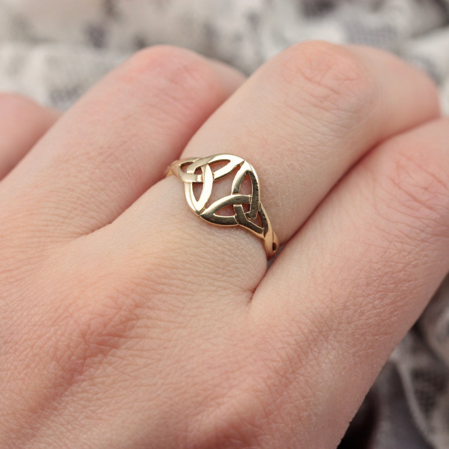 Late Vintage 9ct Gold Celtic Style Ring